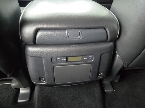 Used 2024 INFINITI QX80 Luxe image 11