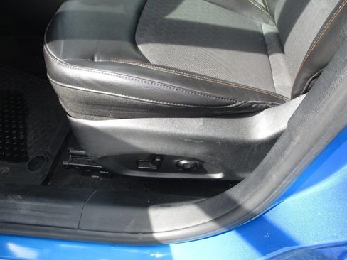 Used 2018 Jeep Compass Latitude w/ Popular Equipment Group image 16