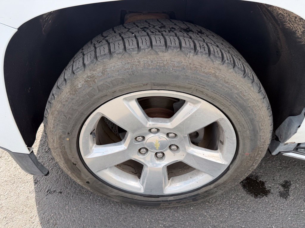 Used 2016 Chevrolet Suburban LTZ AWD/4WD image 27