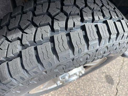 Used 2020 RAM 2500 Tradesman AWD/4WD image 9
