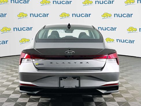 Used 2021 Hyundai Elantra SEL FWD image 6