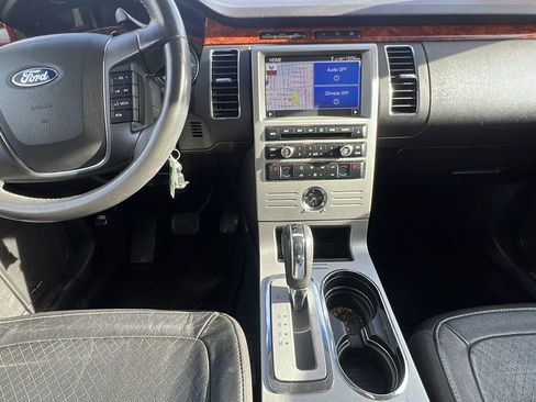 Used 2011 Ford Flex Limited w/ Rapid Spec Order Code image 11