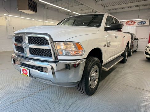 Used 2017 RAM 2500 SLT AWD/4WD image 2