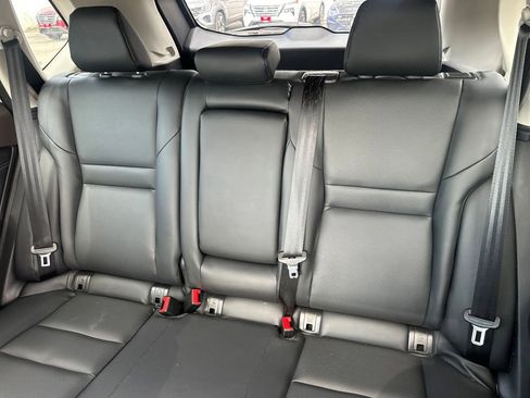 Used 2023 Nissan Rogue SV w/ SV Premium B Package FWD image 27