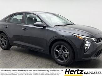 Used 2025 Kia K4 LXS video 1