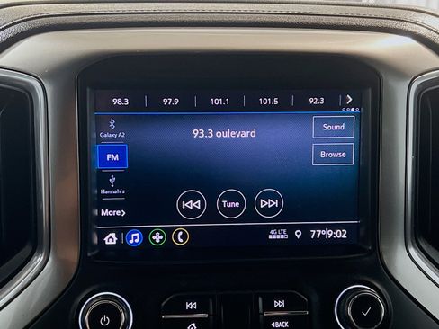 Used 2020 Chevrolet Silverado 1500 LT w/ Trailering Package AWD/4WD image 10