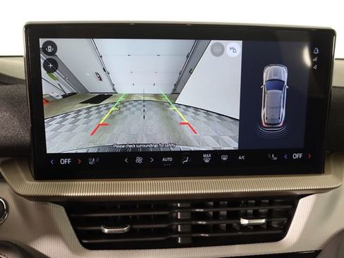 Certified 2025 Ford Explorer Active w/ Active Comfort Package image 50