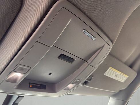 Used 2018 Chevrolet Silverado 1500 LT w/ Texas Edition image 16