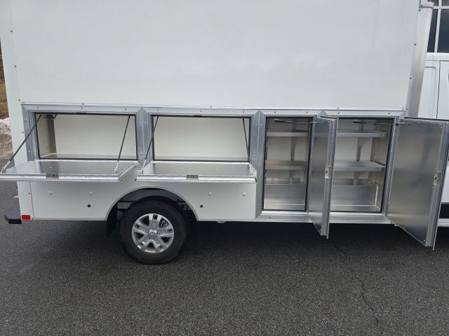 Used 2025 RAM ProMaster 3500 w/ Quick Order Package 22G SLT FWD image 23