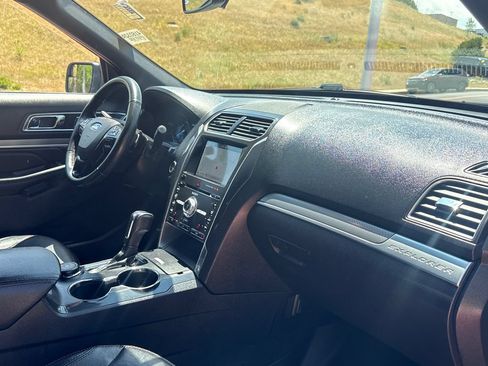 Used 2018 Ford Explorer Sport AWD/4WD image 33
