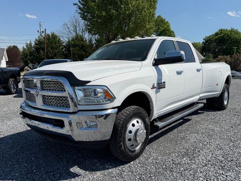 Used 2017 RAM 3500 Laramie AWD/4WD image 6