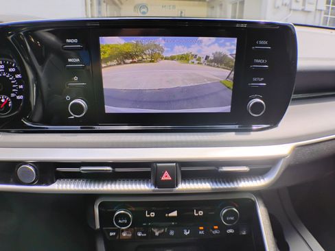 Used 2023 Kia K5 LXS image 65