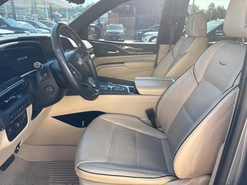 Used 2021 Cadillac Escalade Premium Luxury w/ Driver Assist Tech Package AWD/4WD image 5
