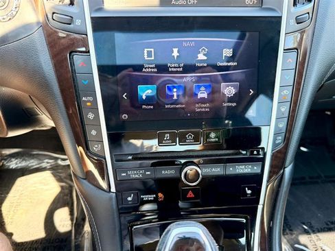 Used 2018 INFINITI Q50 Luxe w/ Essential Package (3.0T Luxe) AWD/4WD image 15