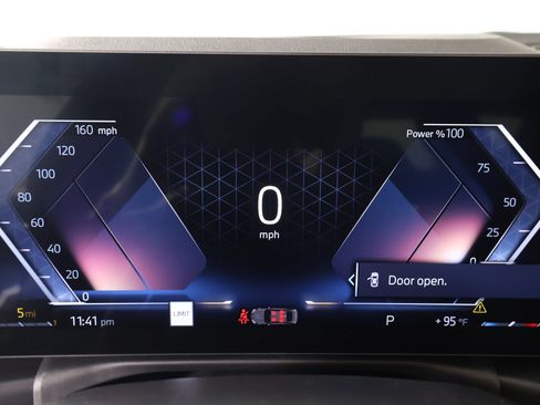 New 2026 BMW 330i Sedan w/ Convenience Package RWD image 4