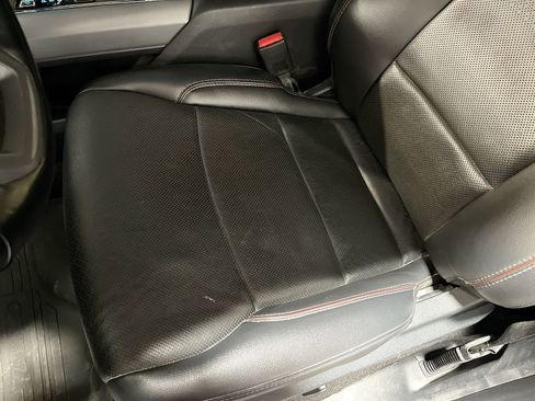 Used 2021 Ford F150 Lariat w/ FX4 Off-Road Package image 20