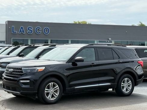 Used 2020 Ford Explorer XLT w/ Equipment Group 202A AWD/4WD image 1