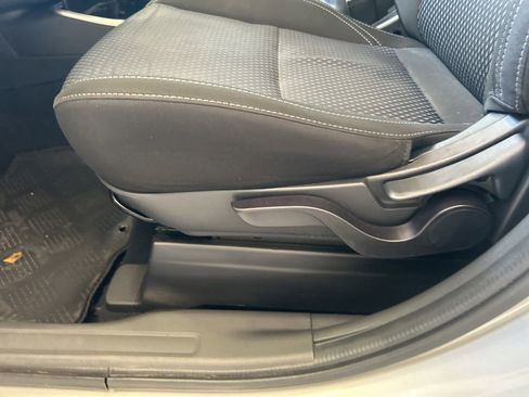 Used 2019 Mitsubishi Outlander ES image 36