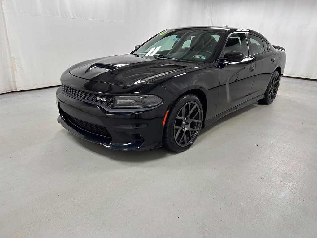 Used 2018 Dodge Charger R/T RWD image 2