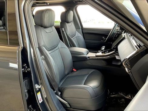 New 2025 Land Rover Range Rover Sport Dynamic SE image 12
