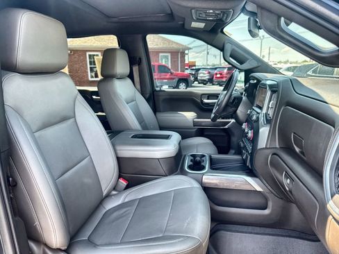 Used 2021 Chevrolet Silverado 1500 LTZ w/ LTZ Premium Package AWD/4WD image 22