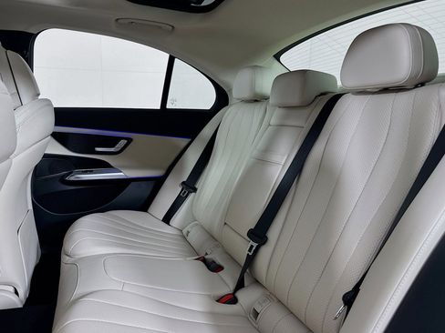 New 2026 Mercedes-Benz E 350 Sedan image 7