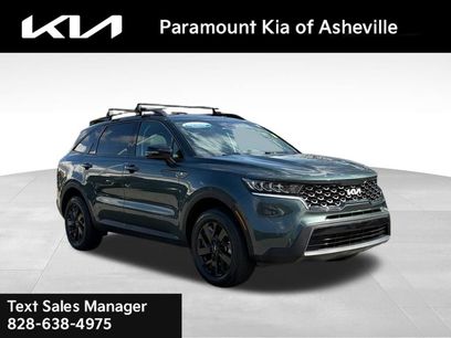 Used 2023 Kia Sorento S w/ Panoramic Sunroof Package