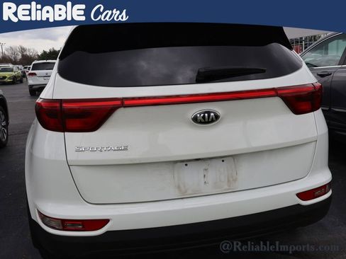 Used 2019 Kia Sportage LX image 16