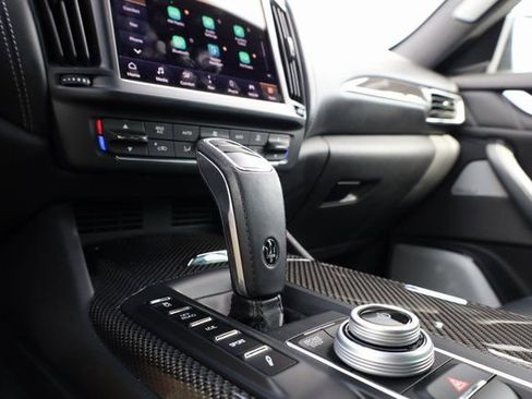 Certified 2022 Maserati Levante Modena S image 19