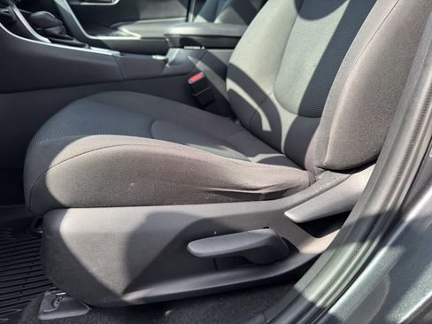 Certified 2021 Toyota RAV4 LE FWD image 14