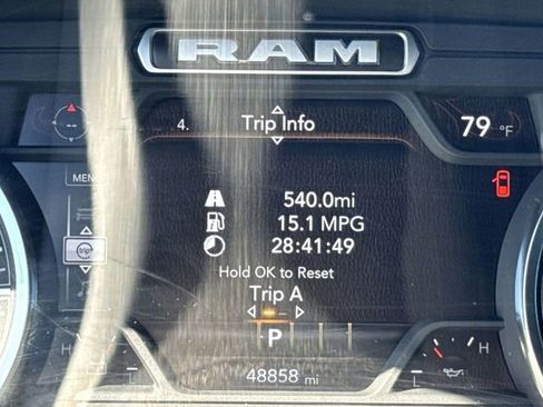 Used 2025 RAM 1500 Laramie image 15