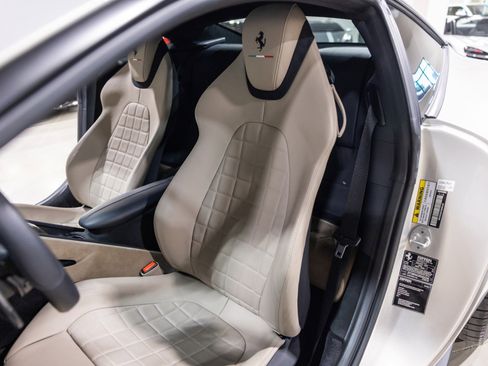 Used 2024 Ferrari Roma image 36