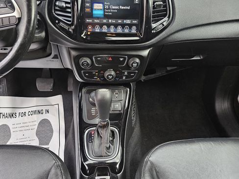 Used 2018 Jeep Compass Limited image 14