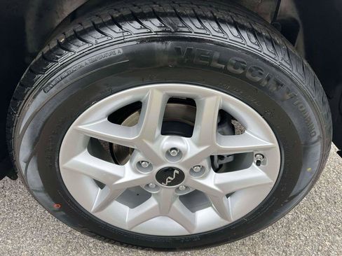 Used 2025 Kia Soul LX w/ LX Technology Package image 33