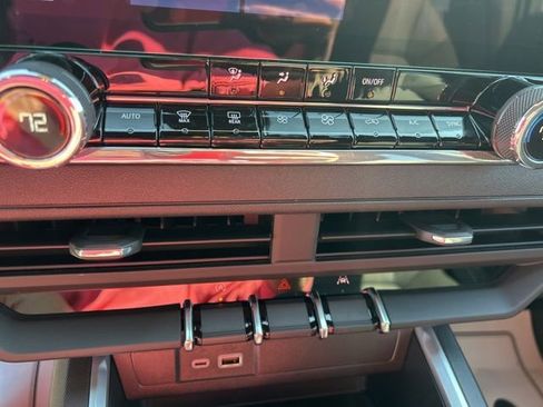 New 2026 Chevrolet Colorado LT image 24