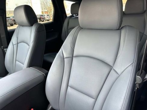 Used 2022 Buick Enclave Essence w/ LPO, Floor Liner Package image 41