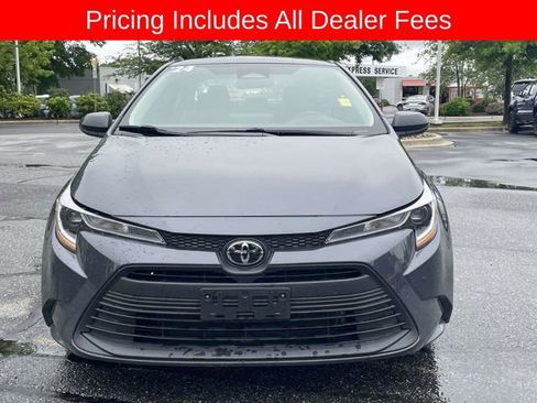 Used 2024 Toyota Corolla LE FWD image 8