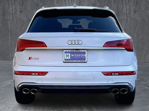 Used 2024 Audi SQ5 Premium Plus w/ Premium Plus Package image 5