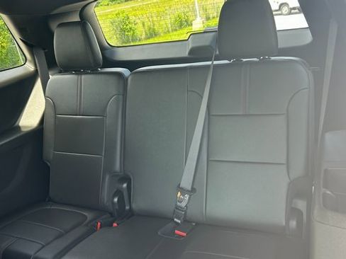 Certified 2023 Chevrolet Traverse RS image 32