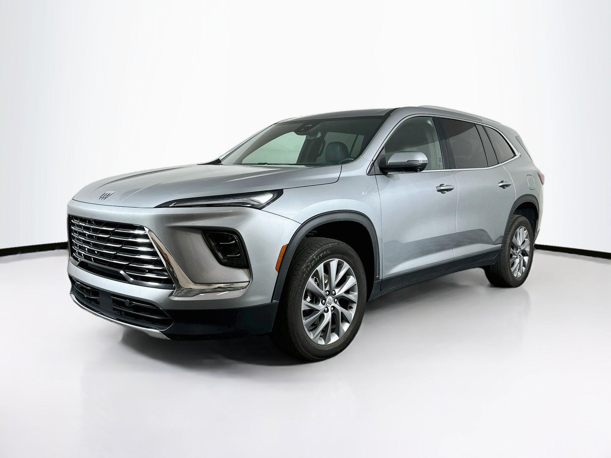 Used 2025 Buick Enclave Preferred AWD/4WD image 3
