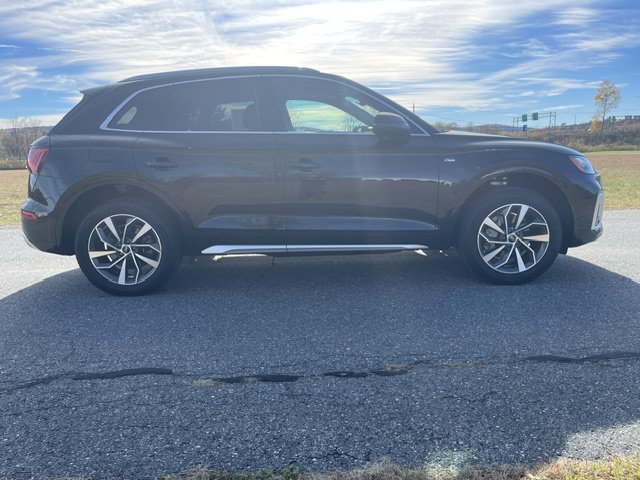 Used 2024 Audi Q5 2.0T Premium Plus w/ Premium Plus Package AWD/4WD image 5