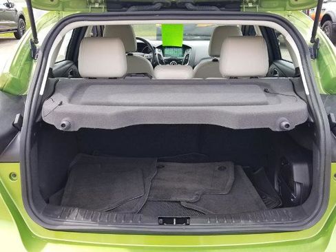 Certified 2018 Ford Focus Titanium FWD image 4