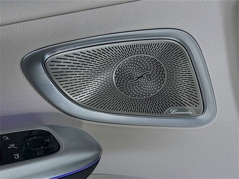 Certified 2025 Mercedes-Benz C 300 4MATIC Sedan image 19