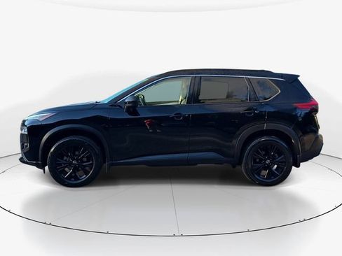 Used 2023 Nissan Rogue SV w/ SV Premium B Package FWD image 9