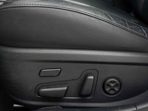 Used 2017 Kia Cadenza Technology FWD image 29