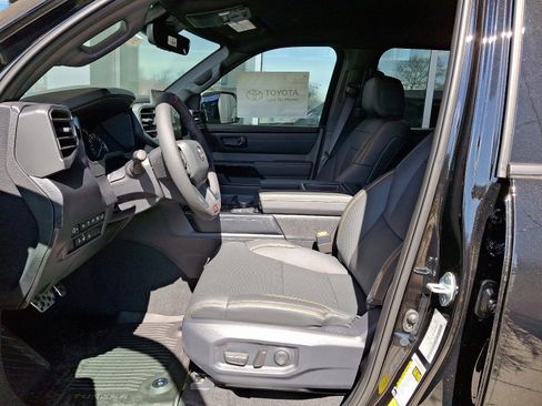 New 2025 Toyota Tundra SR5 image 9