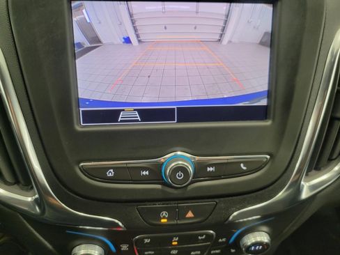 Used 2024 Chevrolet Equinox LT w/ LPO, Floor Liner Package AWD/4WD image 14