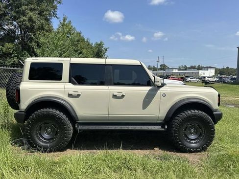 Used 2025 Ford Bronco Outer Banks w/ Sasquatch Package AWD/4WD image 17