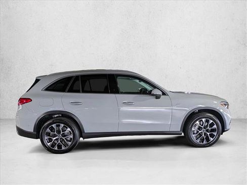 Certified 2025 Mercedes-Benz GLC 350e 4MATIC image 4