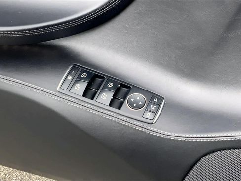 Used 2018 Tesla Model S P100D image 32